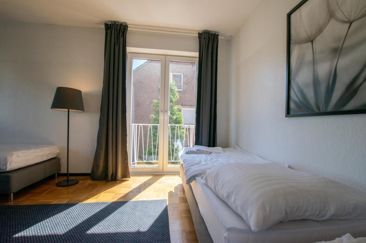 Raj Living - 1 , 3 And 4 Room Apartments - 20 Min Messe Dus & Airport Dus 梅尔布施 外观 照片