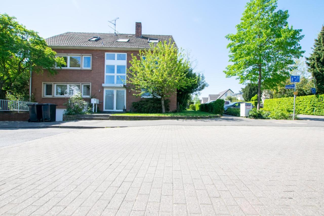 Raj Living - 1 , 3 And 4 Room Apartments - 20 Min Messe Dus & Airport Dus 梅尔布施 外观 照片