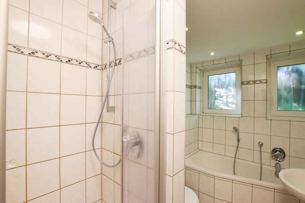Raj Living - 1 , 3 And 4 Room Apartments - 20 Min Messe Dus & Airport Dus 梅尔布施 外观 照片