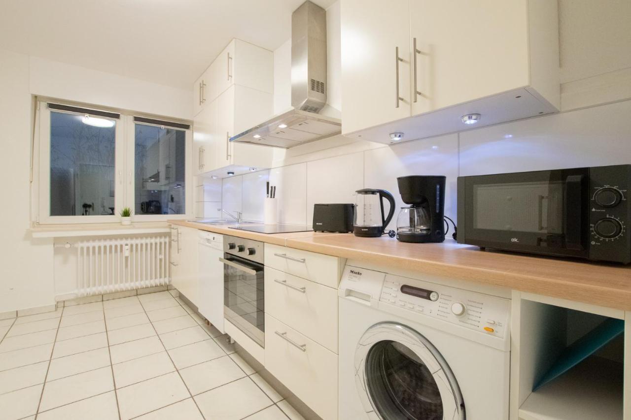 Raj Living - 1 , 3 And 4 Room Apartments - 20 Min Messe Dus & Airport Dus 梅尔布施 外观 照片