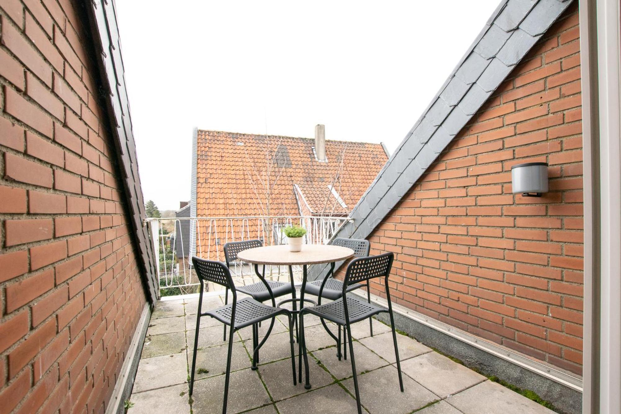 Raj Living - 1 , 3 And 4 Room Apartments - 20 Min Messe Dus & Airport Dus 梅尔布施 外观 照片